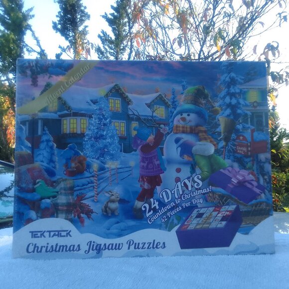 Bundle 1008 pies robot assembly kit&premium classic "Xmas JIGSAW Puzzle" NWT - Picture 1 of 7